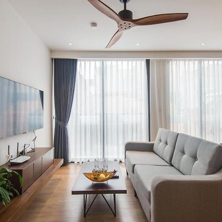 22Housing Hotel & Apartment 81 Linh Lang Hanoi Exteriör bild