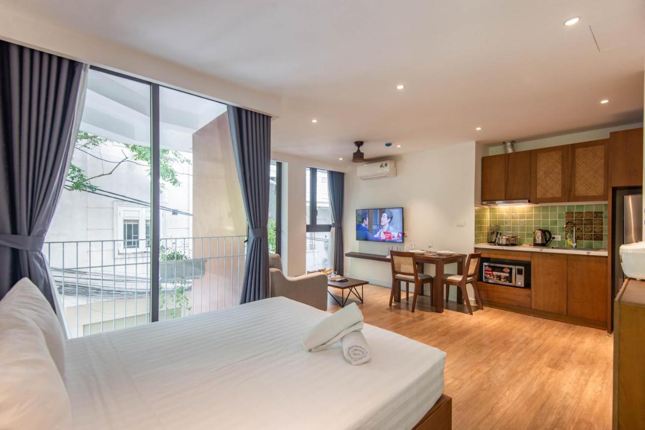 22Housing Hotel & Apartment 81 Linh Lang Hanoi Exteriör bild