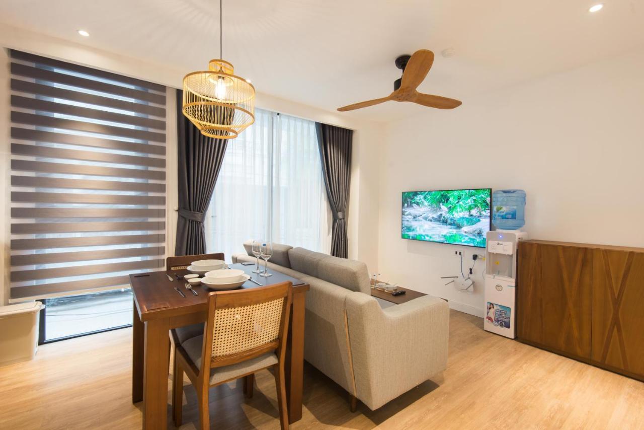 22Housing Hotel & Apartment 81 Linh Lang Hanoi Exteriör bild